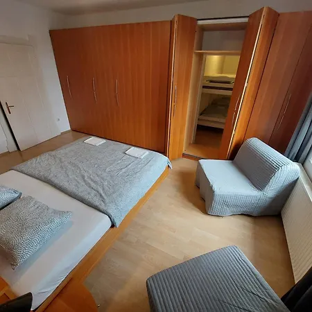 R24 - Rose House Homestay szállás Ljubljana